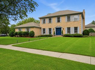 801 Fieldale Ln, Grayslake, IL 60030