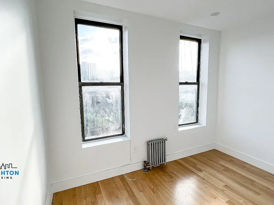 417 E 9th St #22