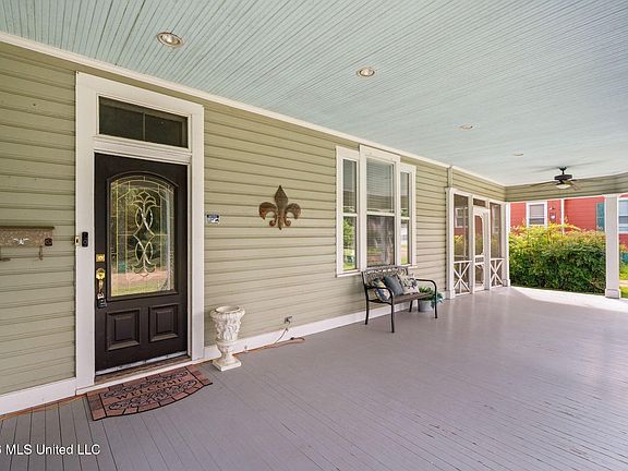 4th image of 639 Louisiana Ave
