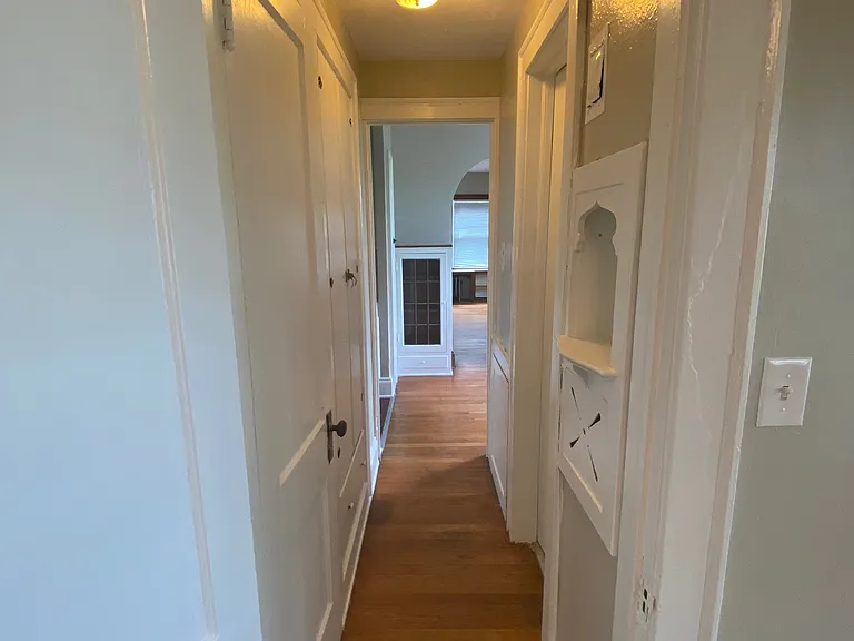1689 Eddington Rd — Photo 10