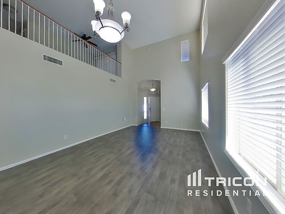 3rd image of 4389 E Rock Dr