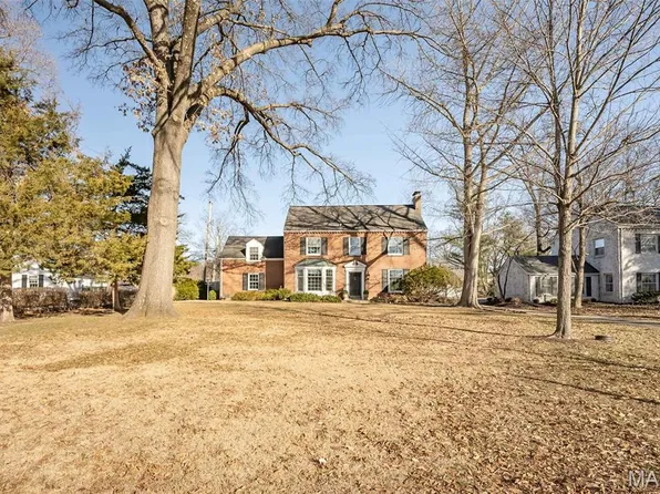 1140 S Geyer Rd, Saint Louis, MO 63122