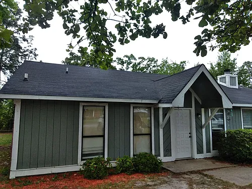 3809 Highpointe Dr Photo 1