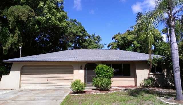 1st image of 15760 Lake Candlewood Dr