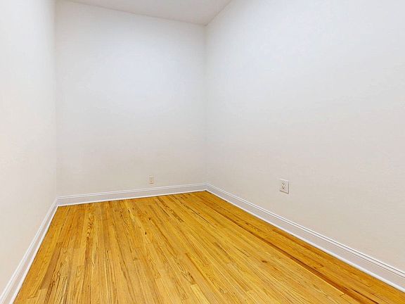 4th image of 471 Central Park W #12