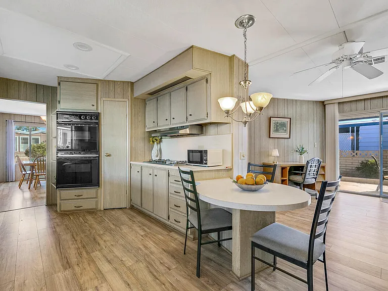 39345 Moronga Canyon Dr — Photo 17
