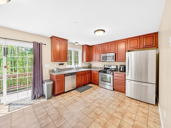 2nd image of 41 Boston Rd #491