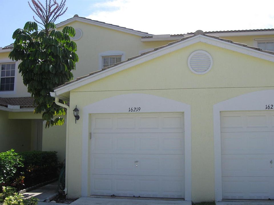 1st image of 16219 Sierra Palms Dr