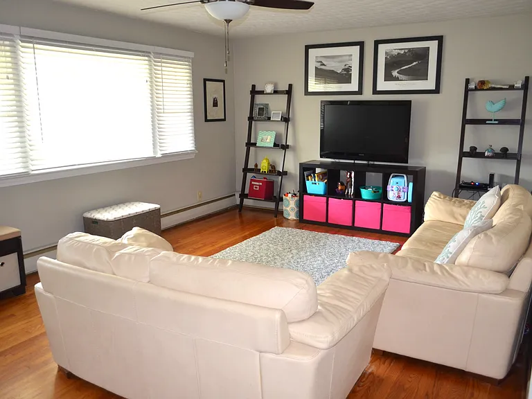1032 Patrick Henry Way — Photo 6