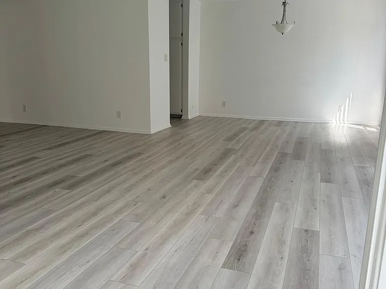 8725 Clifton Way — Photo 9