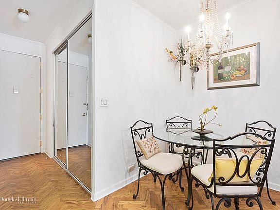 5th image of 530 E 76th St APT 14A