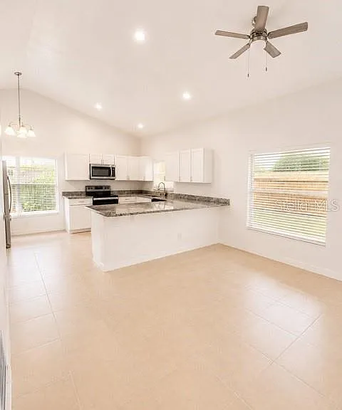 120 Sandpoint Ct — Photo 1