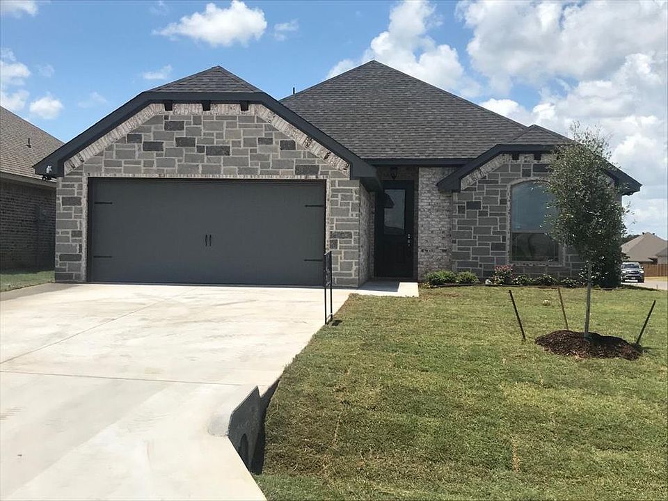 1st image of 3300 White Horse Ct