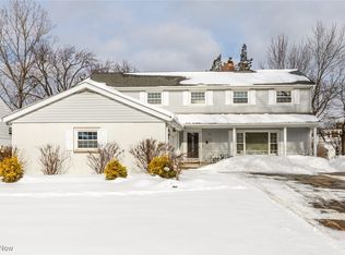24701 Wimbledon Rd, Beachwood, OH 44122