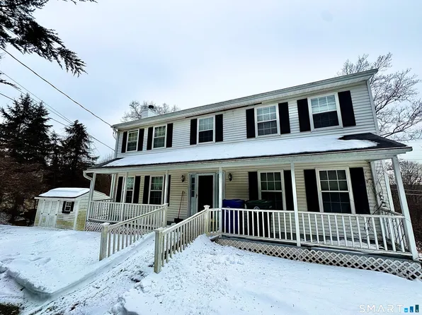 1425 James Farm Road, Stratford, CT 06614