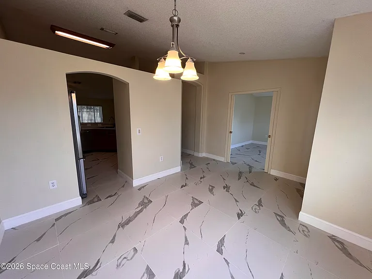 619 Pampas St NW — Photo 6
