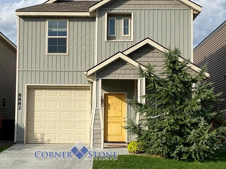 8882 W Shoup Ave — Photo 1