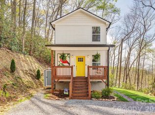 343 Garren Creek Rd, Fairview, NC 28730