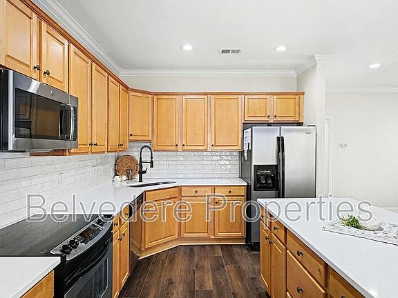 4th image of 5409 Ridingate Ct