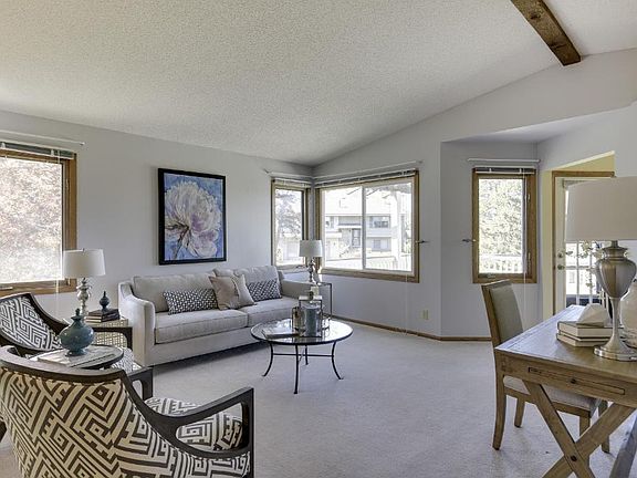 3rd image of 4243 Goldenrod Ln N