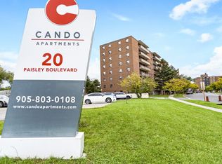 20 Paisley Blvd, Mississauga, ON L5B 1C8