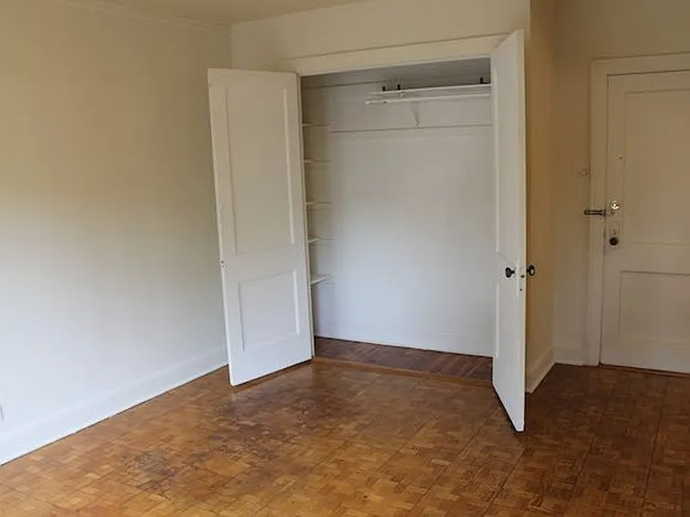 816 Simpson St — Photo 9