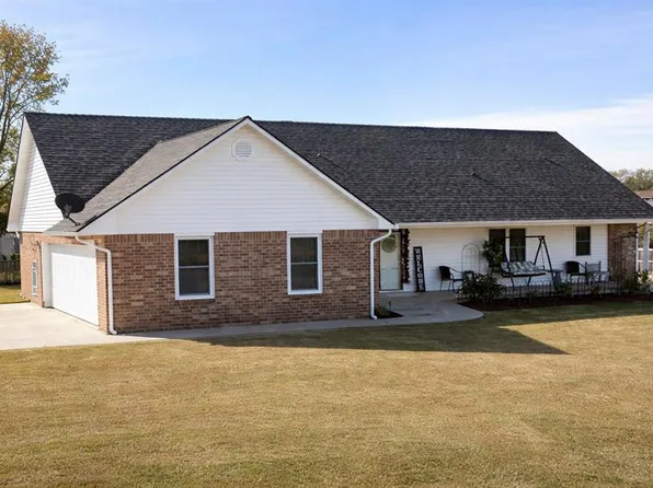 103 E 8th St, Stratford, OK 74872