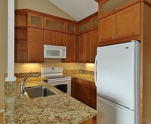 3rd image of 12415 NE 130th Ct APT H305
