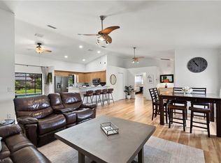 98 Chardon PL, NAPLES, FL 34110