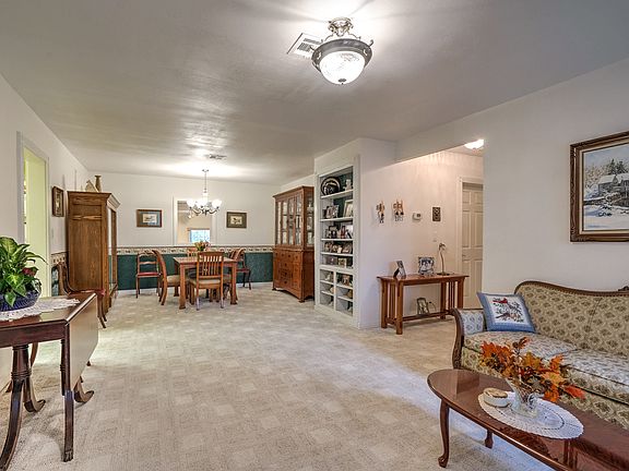 5th image of 4391 Hillside Dr