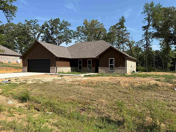 3rd image of 223 Private Road 6292