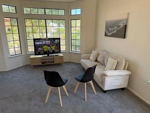 4 bed, 3.0 bath, 2650 sqft, $1,724 — Photo 4