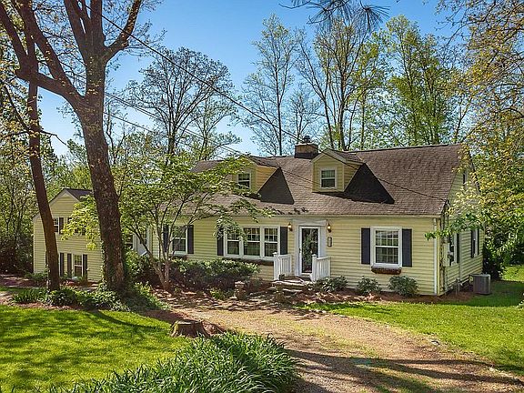 208 Red Riding Hood Tr. HD-1