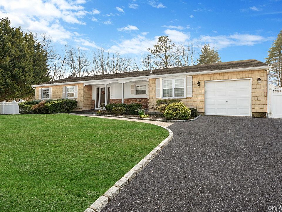 1st image of 6 Madsen Court