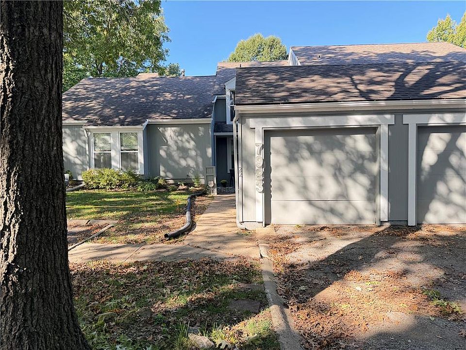 1st image of 7923 Colony Ln