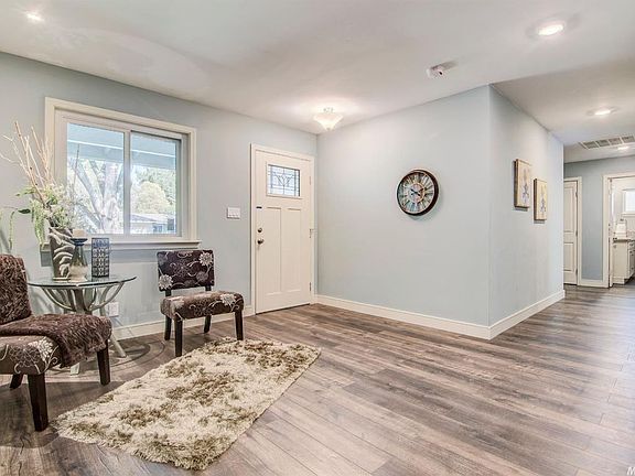 4th image of 2413 Andrade Way