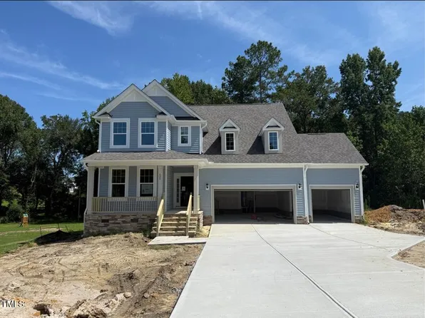 426 Adams Pointe Ct, Angier, NC 27501