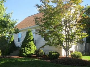 18 Cherrywood Cir, Plymouth, MA 02360