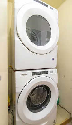 Sold by Greenpoint Properties | media 16