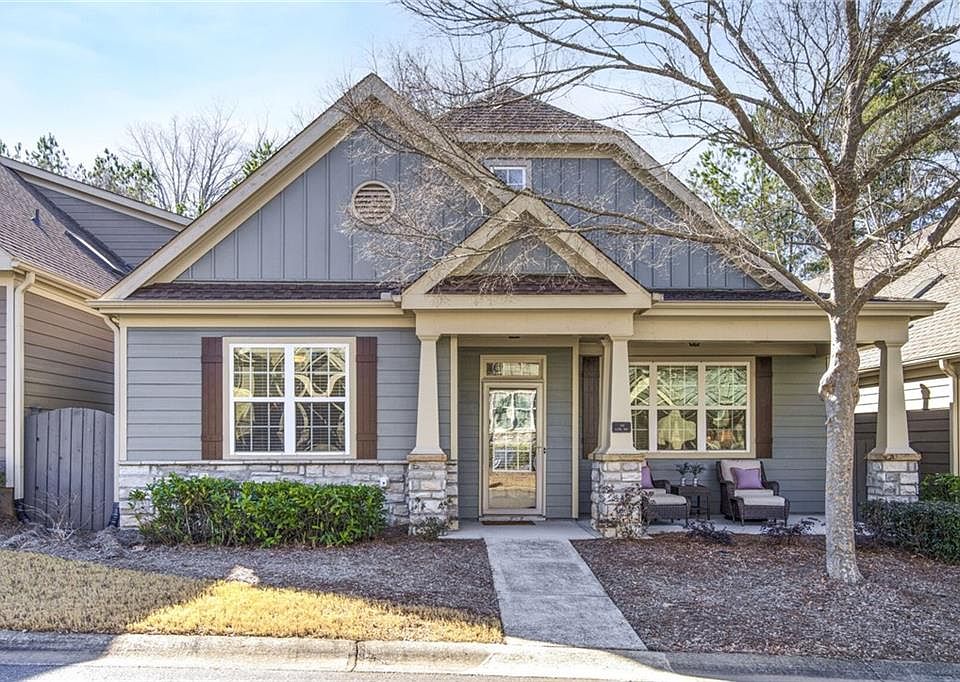 1st image of 340 Glens Way