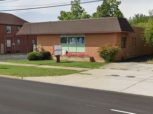 5522 Pearl Rd, Cleveland, OH 44129