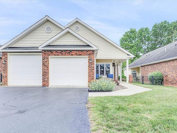 2nd image of 1910 Haworth Cir