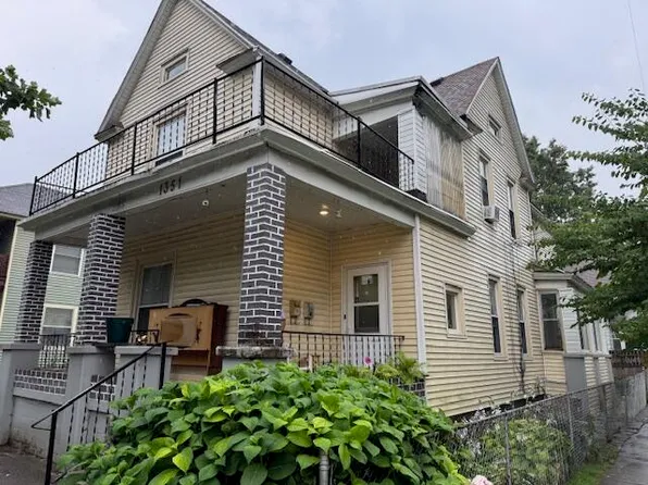 1351 Hamilton Ave NW, Grand Rapids, MI 49504