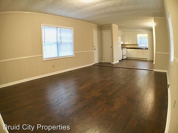3rd image of 414 42nd St