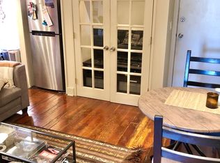 Beautiful 1-Bed Apt with storage unit and laundry on tree lined street in Norther Liberties, Philadelphia, PA 19123