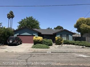 1255 Phyllis St, Santa Rosa, CA 95401