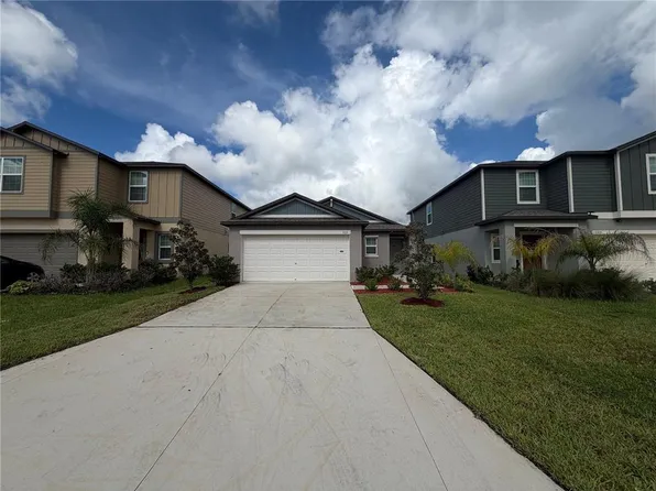 3513 Radiant Mountain Dr, Plant City, FL 33565