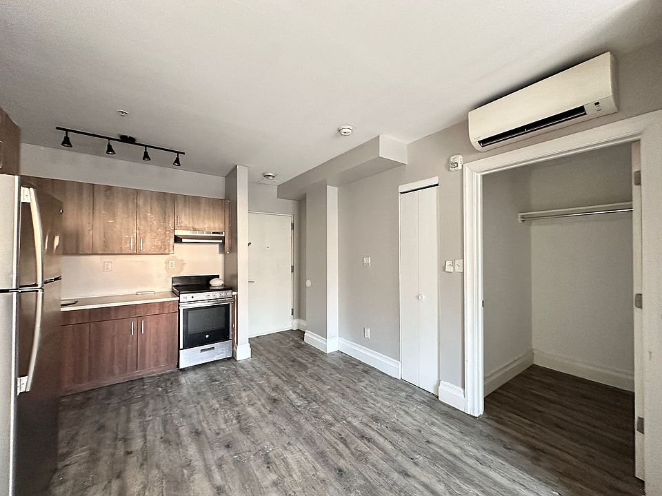 2nd image of 106-108 N Grove St #12E
