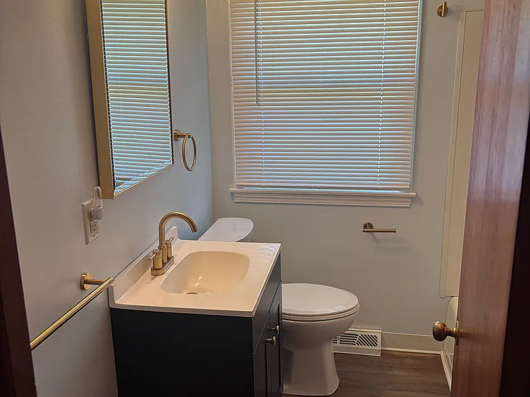 953 Compton Ln — Photo 7