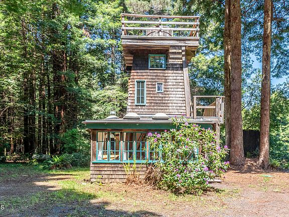 4th image of 32371 Middle Ridge Rd